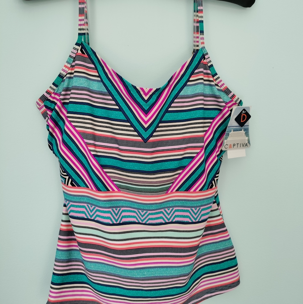 NWTChristina Tankini Top - Captiva NWT makes this great as a gift!